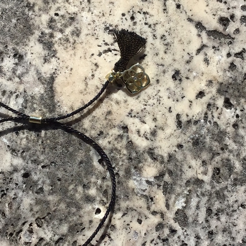 Kendra Scott Everlyne Friendship Bracelet Gold/Black One Size - Picture 8 of 11